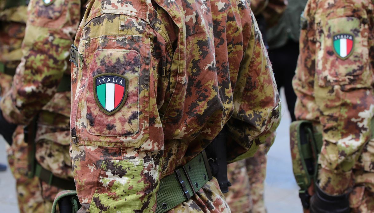 esercito.jpg